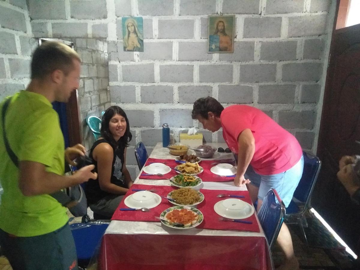Arnolds Familly Homestay Bajawa Eksteriør billede