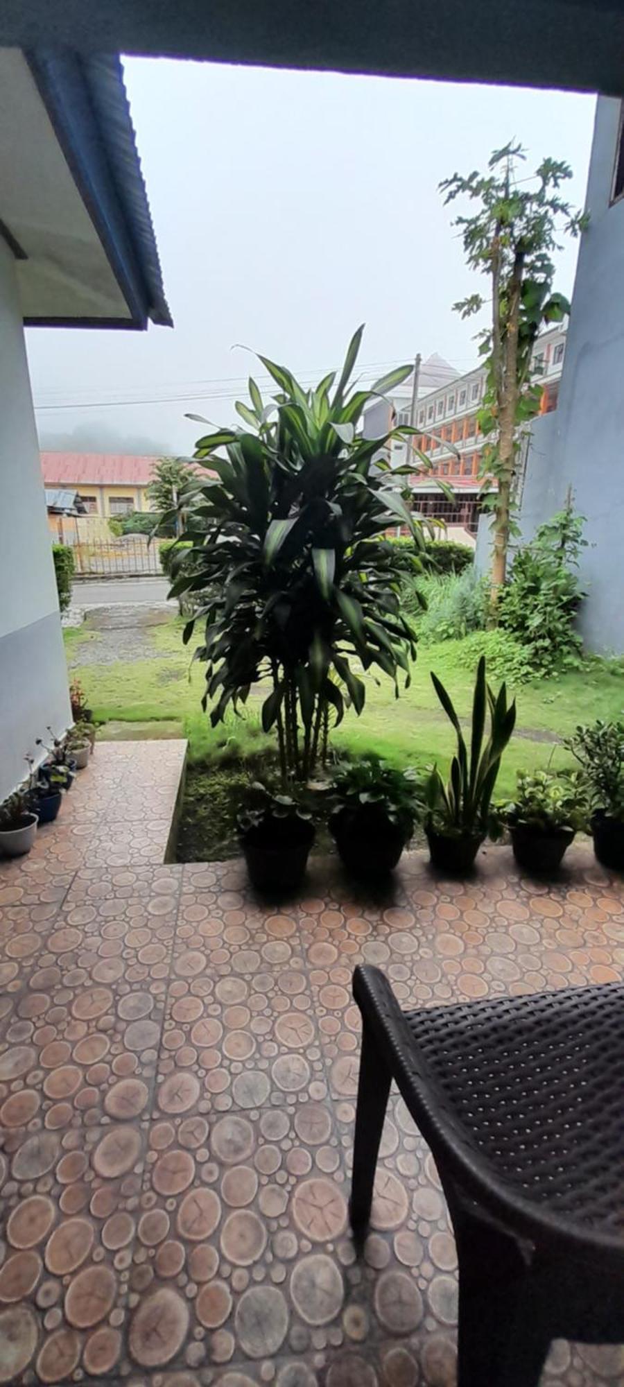Arnolds Familly Homestay Bajawa Eksteriør billede