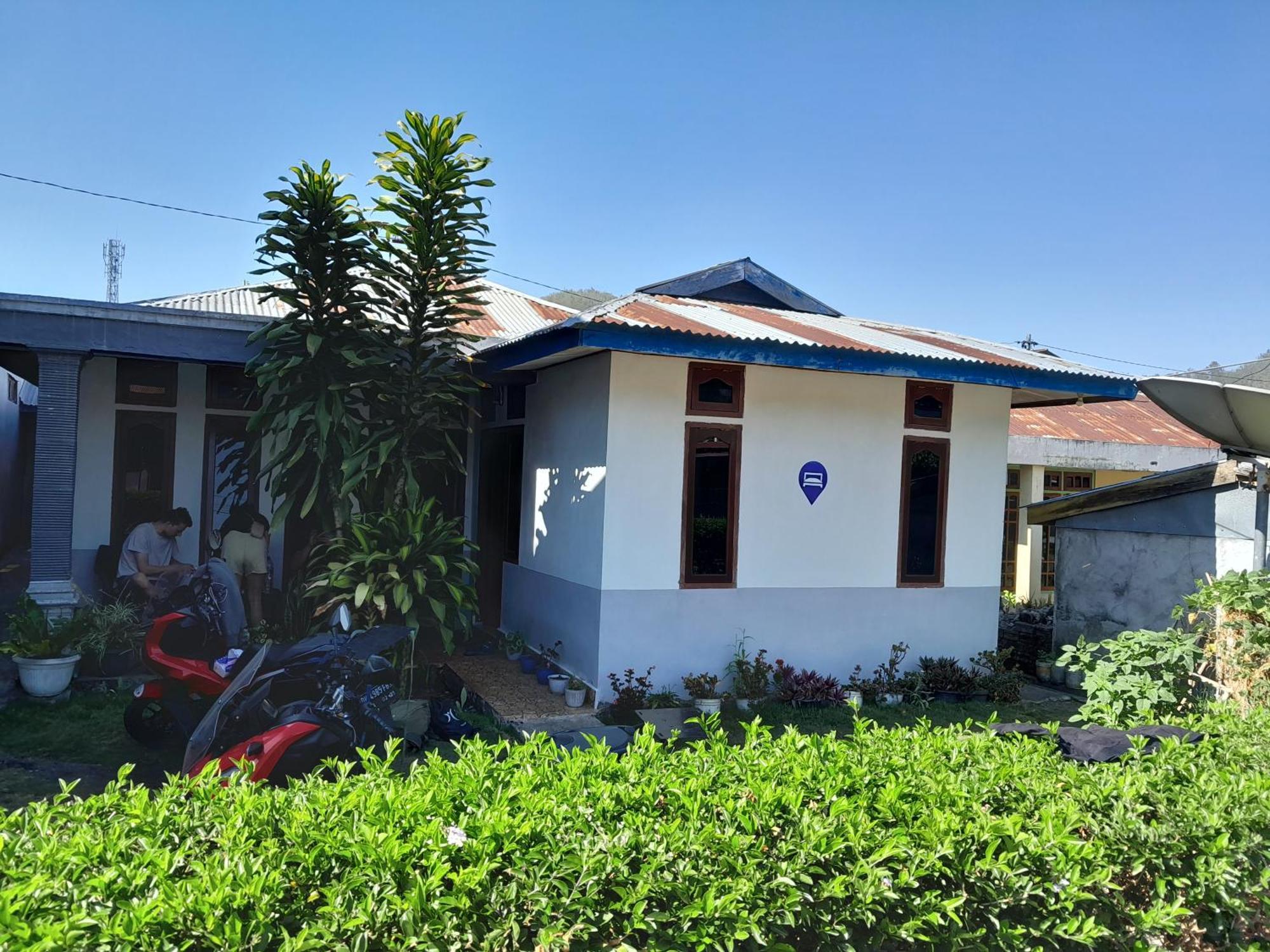 Arnolds Familly Homestay Bajawa Eksteriør billede